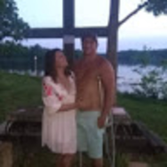 Meet your Posher, Marissa - Picture 1 of 1